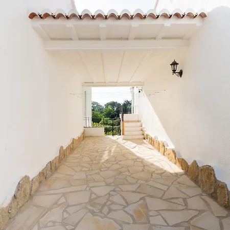 Holiday home Casita Blanca By Interhome